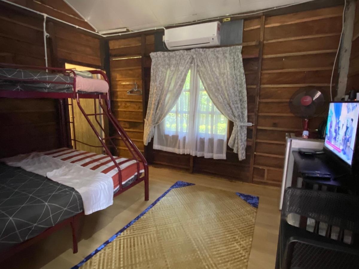 Rustic Chalet - Dahlia n Mawar at Sedim Vista Kulim Bagian luar foto